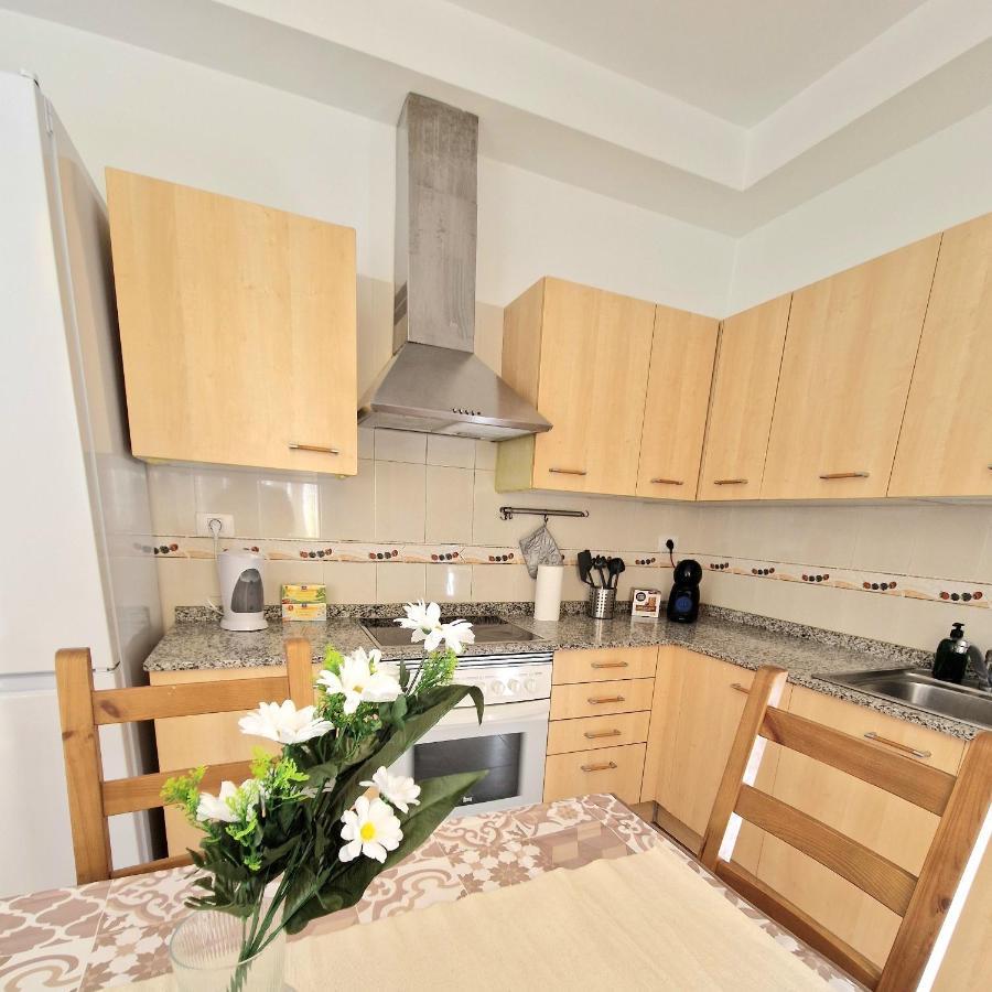 Spacious Chalet Next To The Sea - Airport Villa San Isidro  Bagian luar foto