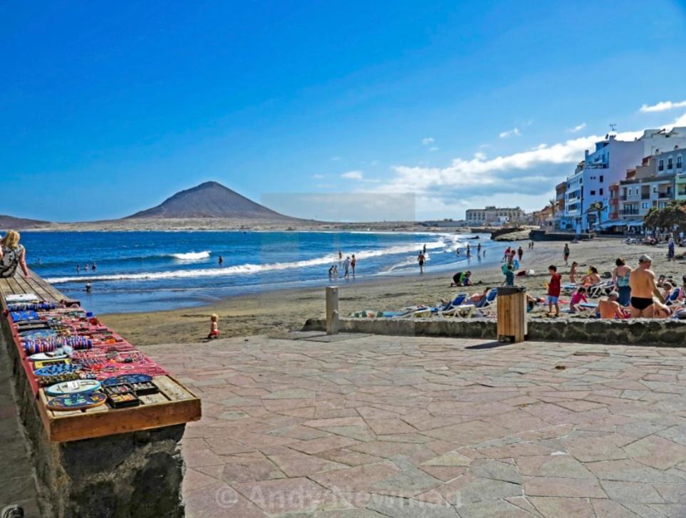 Spacious Chalet Next To The Sea - Airport Villa San Isidro  Bagian luar foto