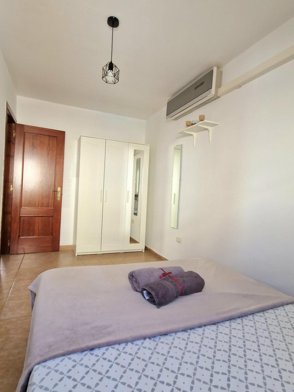 Spacious Chalet Next To The Sea - Airport Villa San Isidro  Bagian luar foto